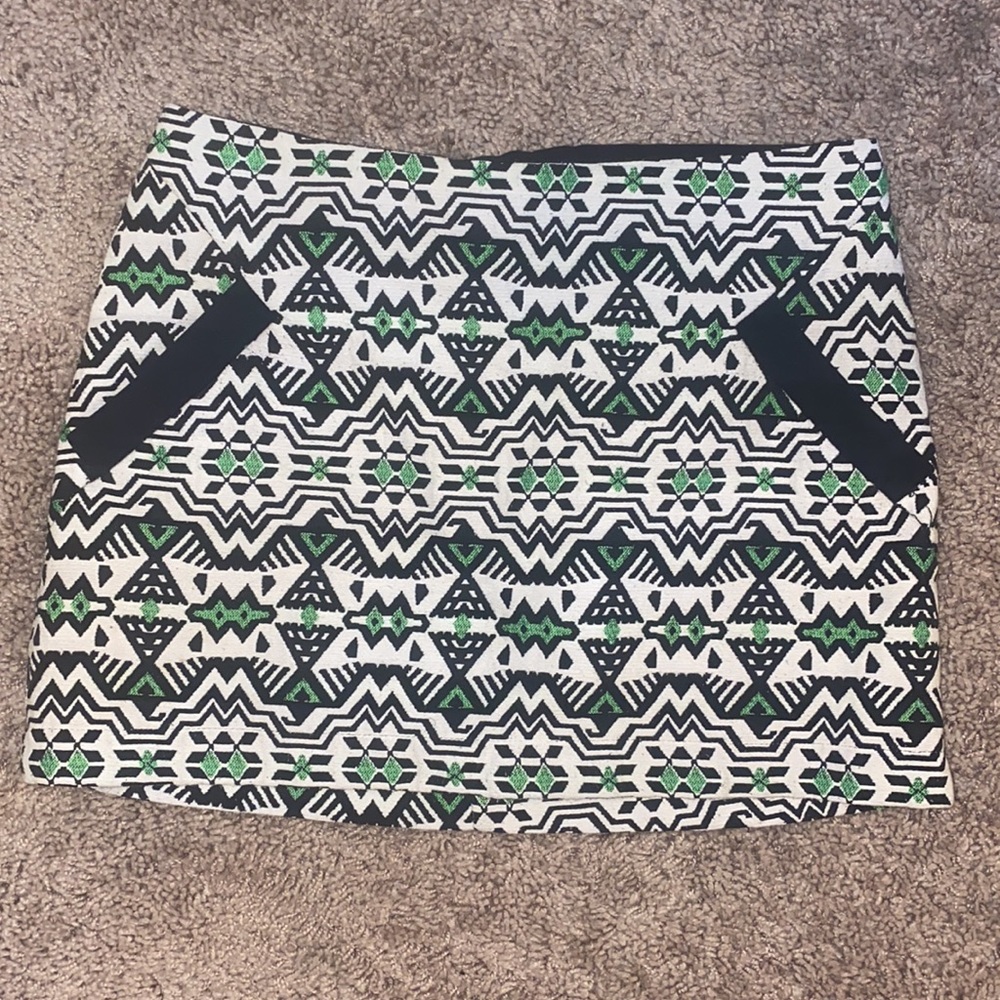 TOPSHOP | Size 2 | Has POCKETS - Picture 3 of 9
